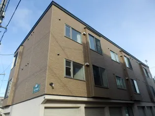 エターナル【105号室】の外観