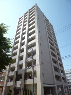 ラトゥールの画像