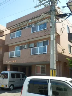 エステラ六番館【1階】の外観