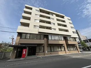 フロンティア山鼻【6階】の外観