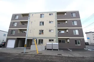 NOON南山鼻(ヌーンミナミヤマハナ)【3階】の外観