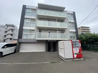 REGULUS桑園【4階】の外観