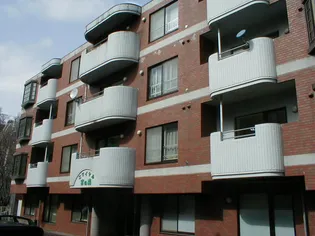 シレンシオ【4階】の外観