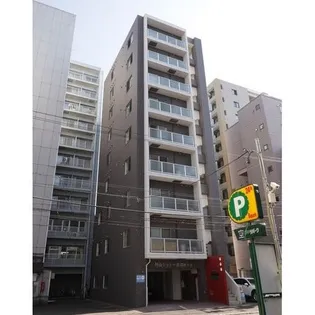 円山シャトー桂和医大前【3階】の外観