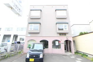 フローレス円山【2階】の外観