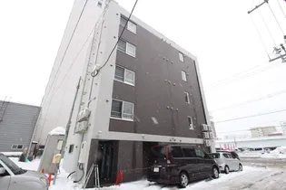 阿部亮財団ビルの画像