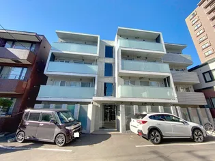 RED ORB YAMAHANA(レッドオーブヤマハナ)【3階】の外観