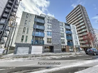 L・A大通【2階】の外観