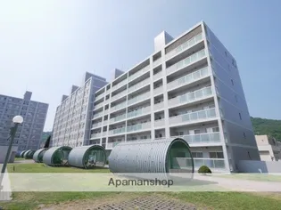 山鼻サンタウン三号館【309号室】の外観