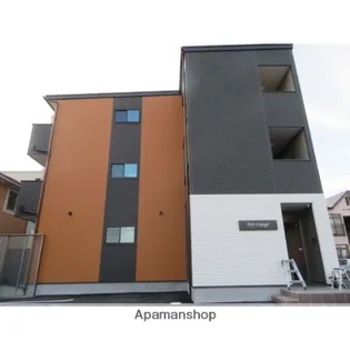 BON VOYAGE【1階】の外観