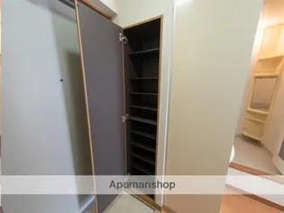 ル・レーヴ・アイ雨宮【302号室】の内装