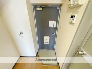 タキ・コーポラス【403号室】の玄関