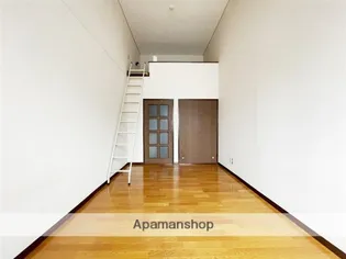 グリーンリーフ宮町B棟【2階】の居間