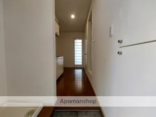 Kハウス【2階】の玄関