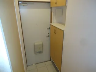 シンフォニー壱番館【1階】の玄関