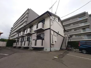 ファミーユS【2階】の外観