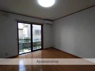 アーバンハイツ松陵【103号室】の居間