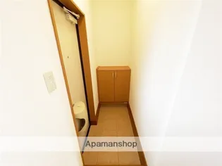 アーバンハイツ松陵【102号室】の玄関