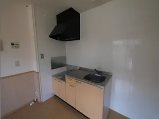 ドリームヒルズ B【1階】のキッチン