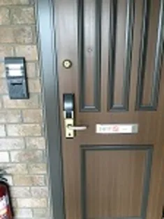 シャン北中 B【2階】の玄関