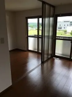 シャン北中 B【2階】の居間