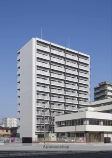 EAST STUDENT COURTの画像