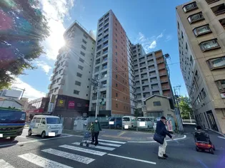 ヴィアーレ北目町【4階】の外観