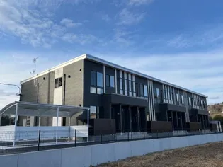 クレストコートの画像