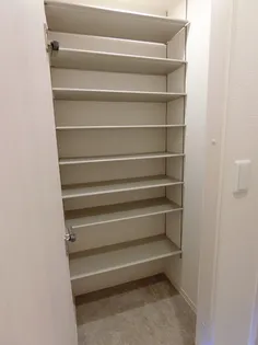 ボヌール SA【3階】の玄関