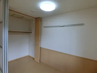 ドリームヒルズ B【203号室】の内装