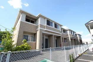 ラトゥールの画像