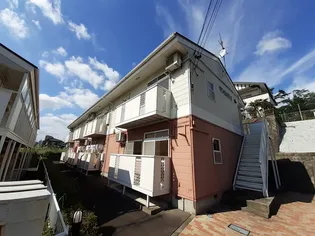 サンヒルズB【1階】の外観