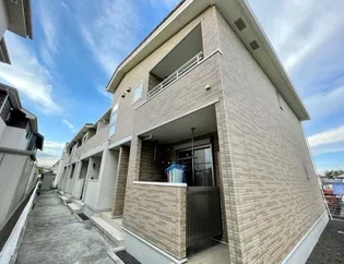 ソレアード西勝山【2階】の外観