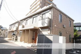 エテルノB棟【1階】の外観