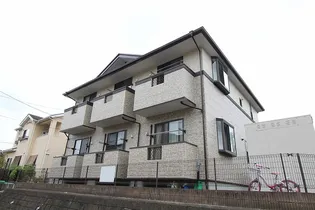 ティートレス【1階】の外観