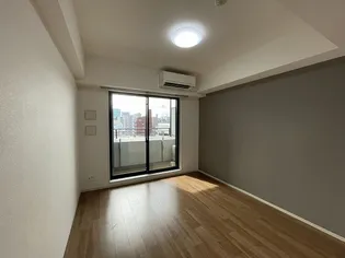 レジディア仙台上杉【8階】の居間