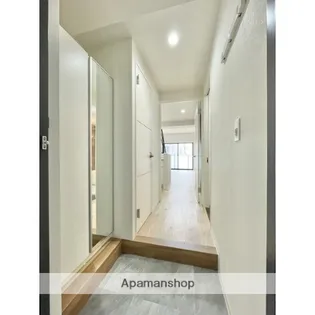 ラ・リューシュ仙台【9階】の玄関