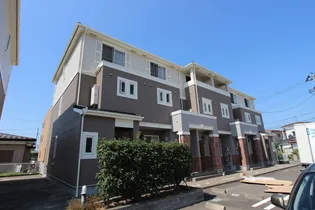 ファミールエセナD【2階】の外観