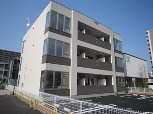 りん【3階】の外観