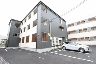 スペチアーレ【1階】の外観