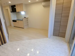 フルール・デ・シャン D【3階】の居間