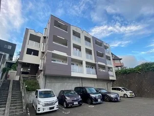 エスト・コリーヌ【2階】の外観