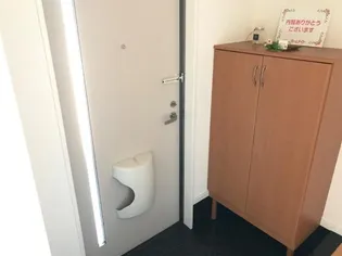 コンフィード【1階】の玄関