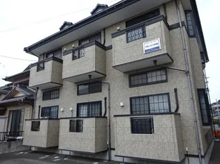 グランシャリオ中央【1階】の外観