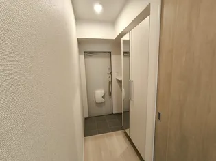 カルムリーフ【1階】の玄関