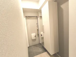 カルムリーフ【1階】の玄関