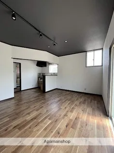 アーバンハイム【1階】の居間