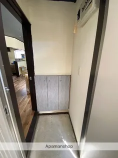 アーバンハイム【1階】の玄関