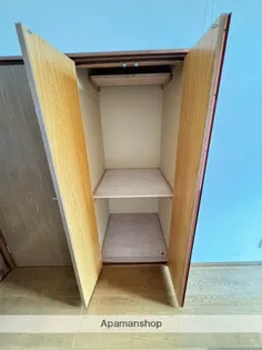 ハイツアイリス【2階】の内装