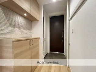 クレスティーク山王【3階】の玄関